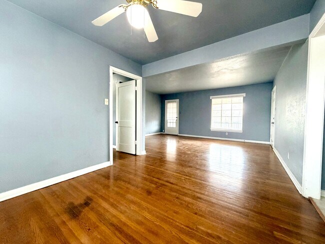 Photo - Bryn Mawr Unit 463