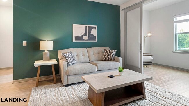 Building Photo - 110 Zora Pl