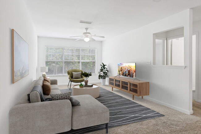 Photo - Newnan Crossing