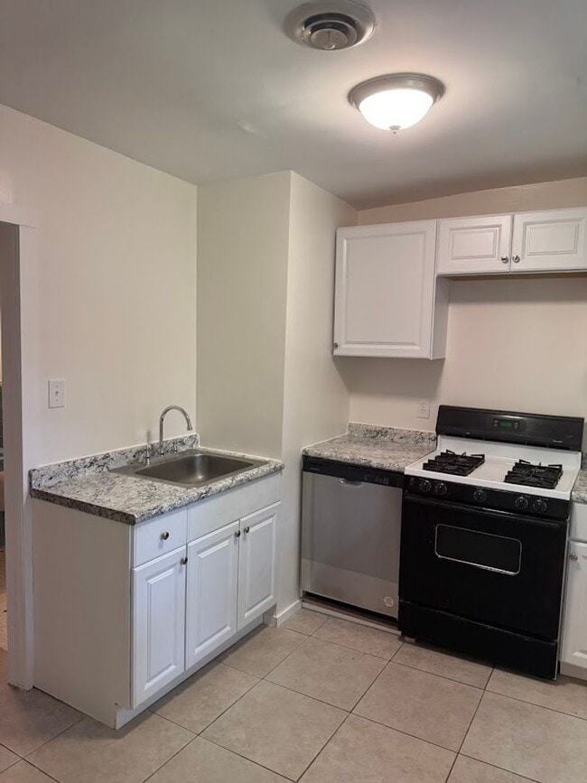 Photo - 5603 Fair Oaks St Unit #3