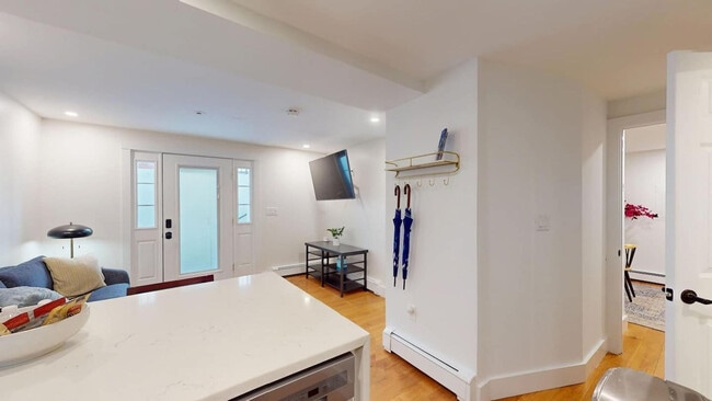 36 Montgomery St Unit SI ID1238167P