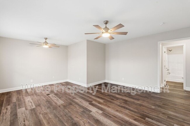 Photo - 1302 Venus St Unit #B