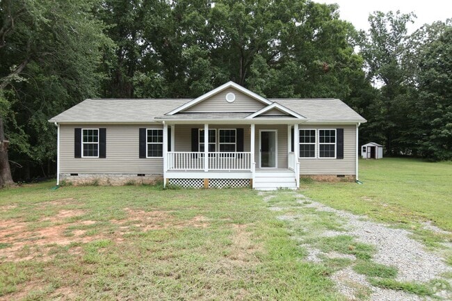 Building Photo - 2018 Old Tavern Rd Rental