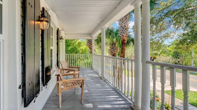 Photo - 306 N Swinton Ave