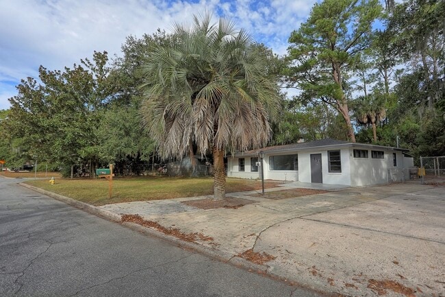 Building Photo - 6 Ranchland Dr Rental