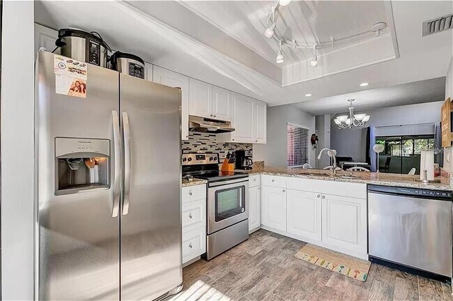 5818 Windhover Dr Unit 5818