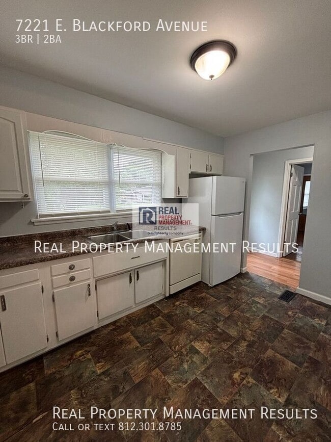 Photo - 7221 E Blackford Ave