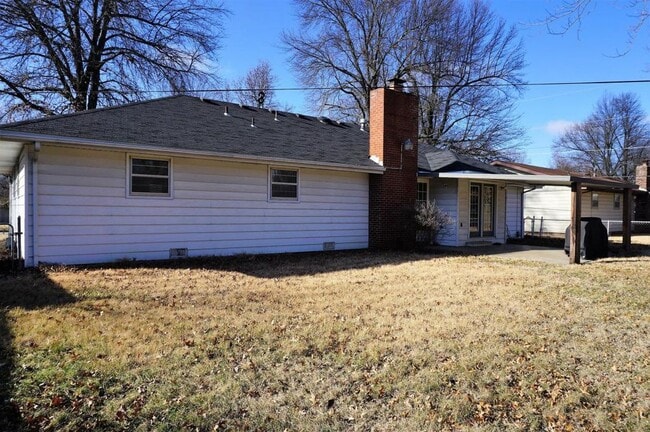 Photo - 2536 S McCann Ave