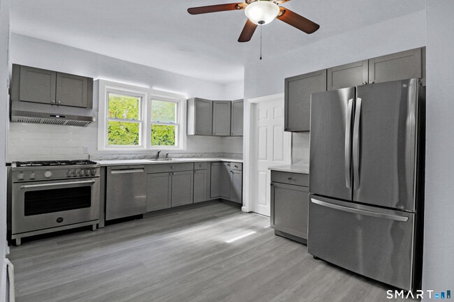 Photo - 25 Cove Ave Unit 1