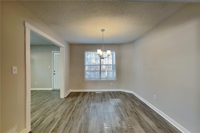 Photo - 192 Seals Dr