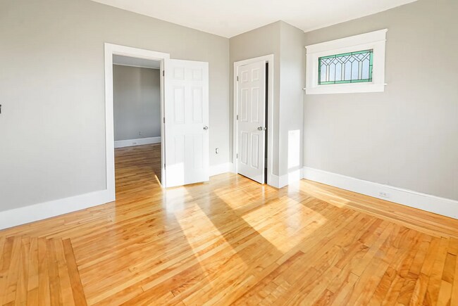 Photo - 131 Providence St Unidad 1