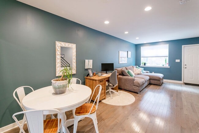 Photo - Point Breeze 2 Bedroom, 2.5 Bathroom Home