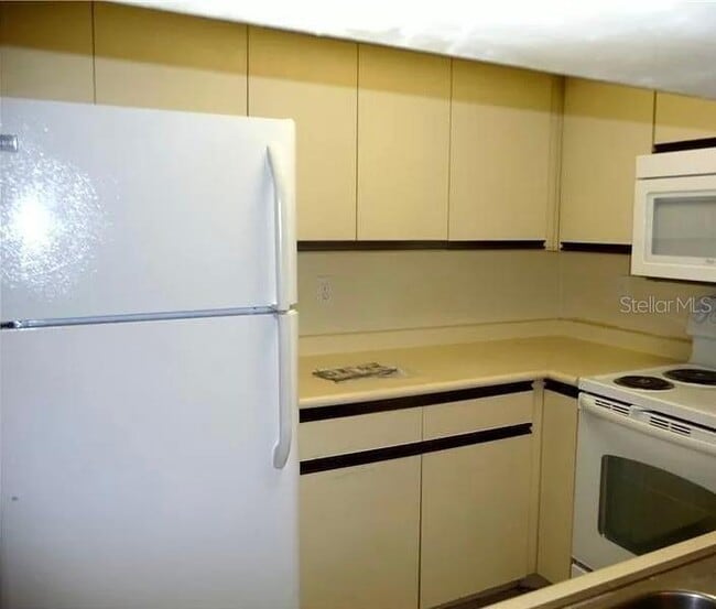 Photo - 733 Carpenters Way