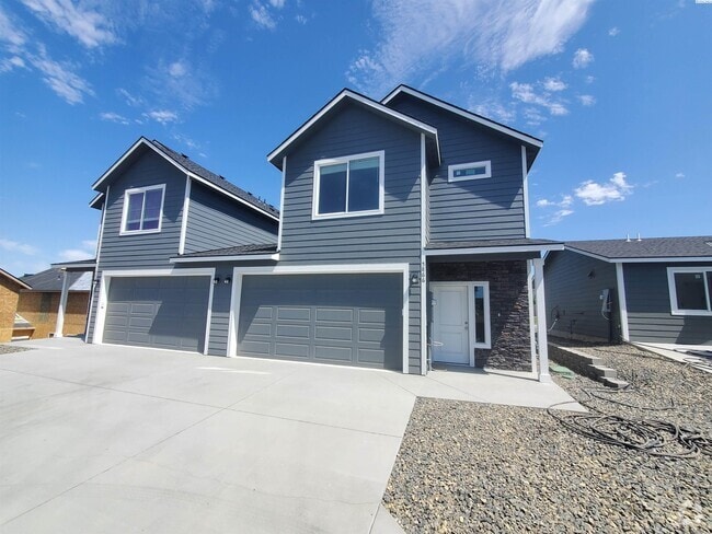 Building Photo - Brand New For Rent Rental
