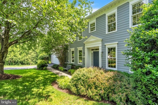 8308 Comanche Ct