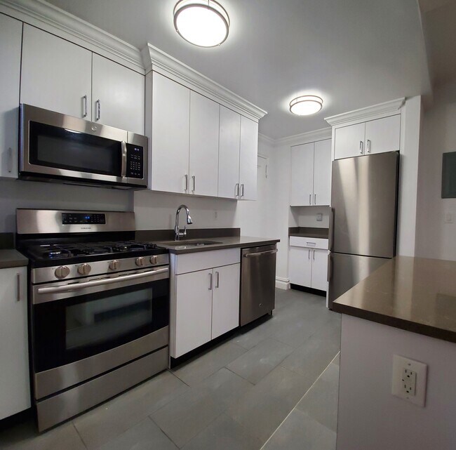 Photo - 25 W 68th St Unidad 5B