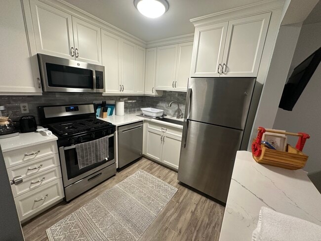 Photo - 3403 Bridge Ave Unit 3403 Apartment ##2
