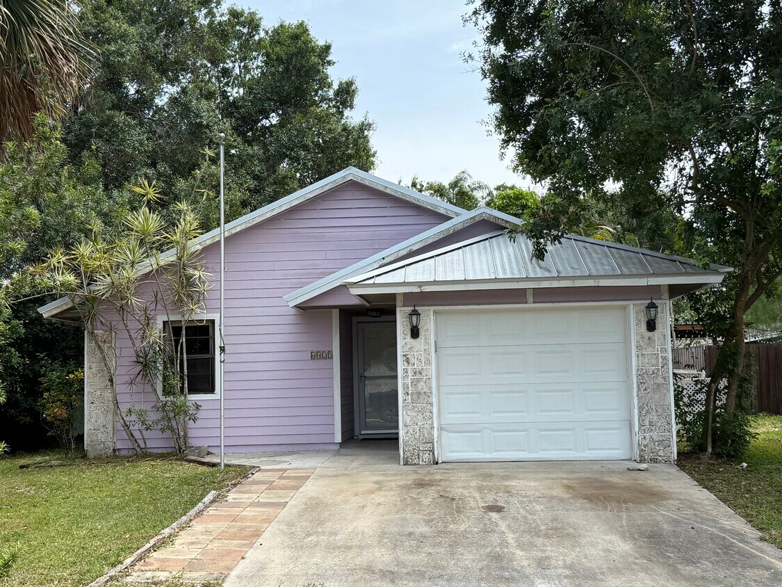 Photo - 6425 5th St (Vero Beach, FL)