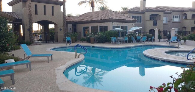 Building Photo - 3236 E Chandler Blvd Unit 1082