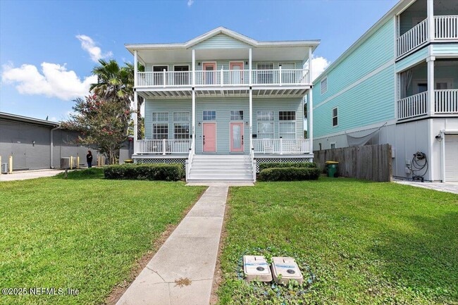 Building Photo - 217 7th Ave S Rental