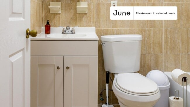 Photo - Room in Shared 4 bed/2 bath home Unidad C