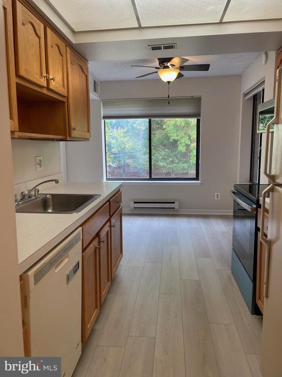 Photo - 15311 Beaverbrook Ct Unidad 90-2G