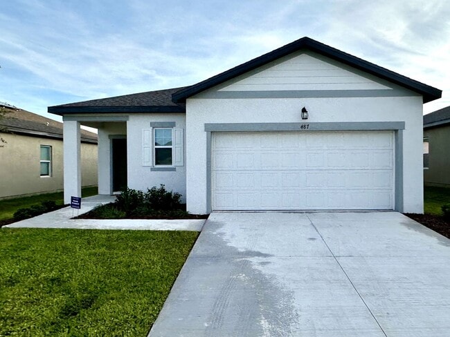 Building Photo - Modern Energy-Smart Living in Lake Wales!