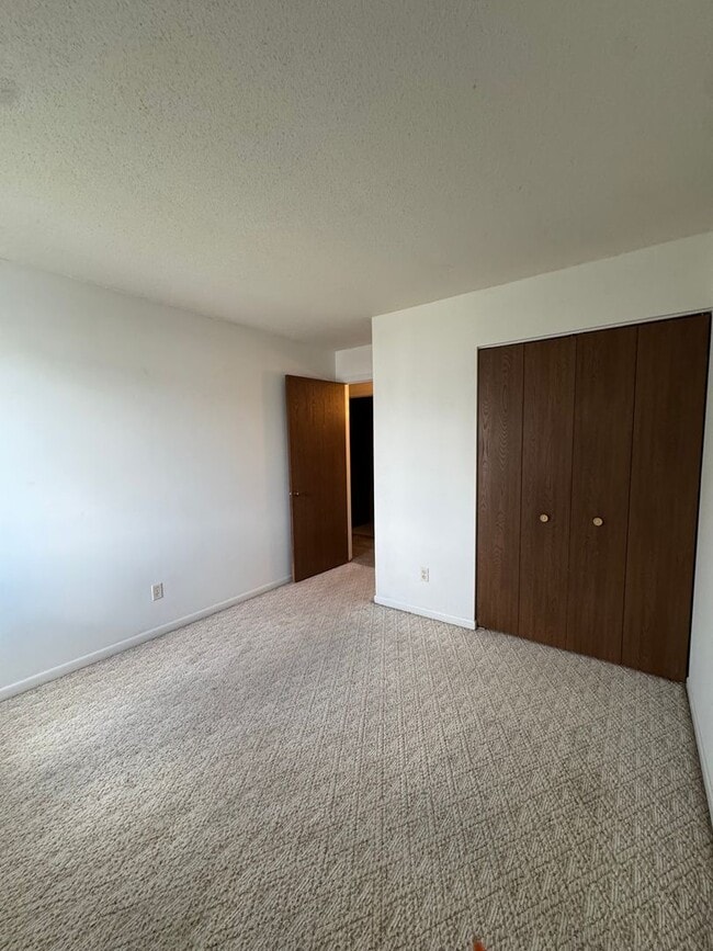 Photo - Move in as early as December 19, 2025 No Monthly Pet Rent! NW Rochester Mn Condo 2 bedroom, 1.5 b...