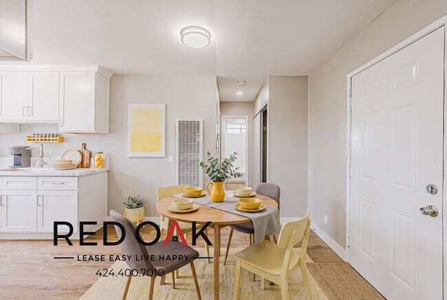 Photo - 921 W 82nd St Unit 21