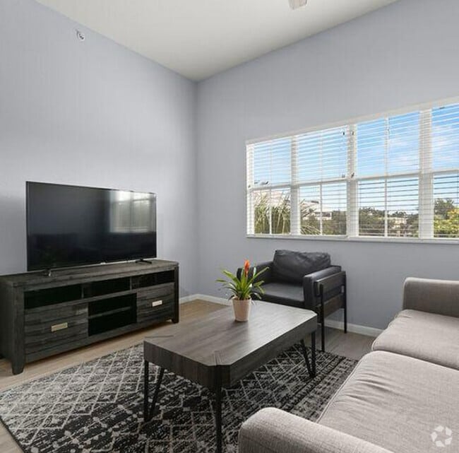 Building Photo - 2320 W Azeele St Unit 332 Rental