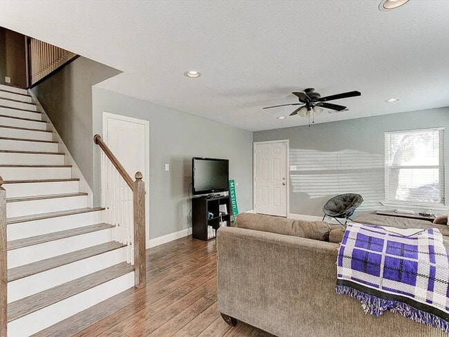 Photo - 2313 W Devitt St