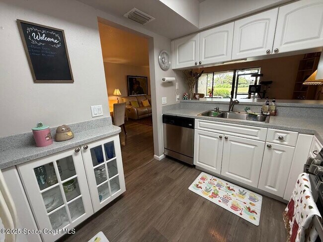 Photo - 340 Lofts Dr