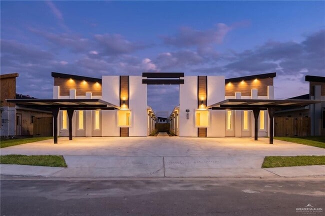 609 N Onyx Ave Unit 3