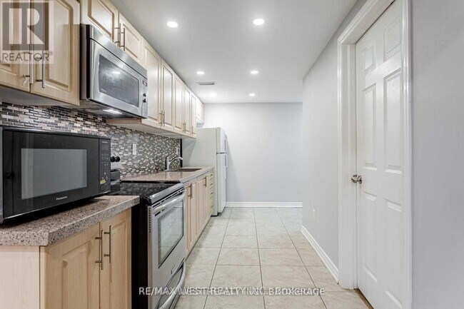 Photo - 31 Clair Rd