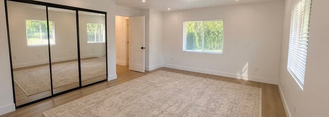 Photo - 11115 S Budlong Ave