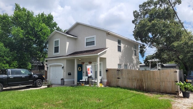 Building Photo - 1758 31st Ave N