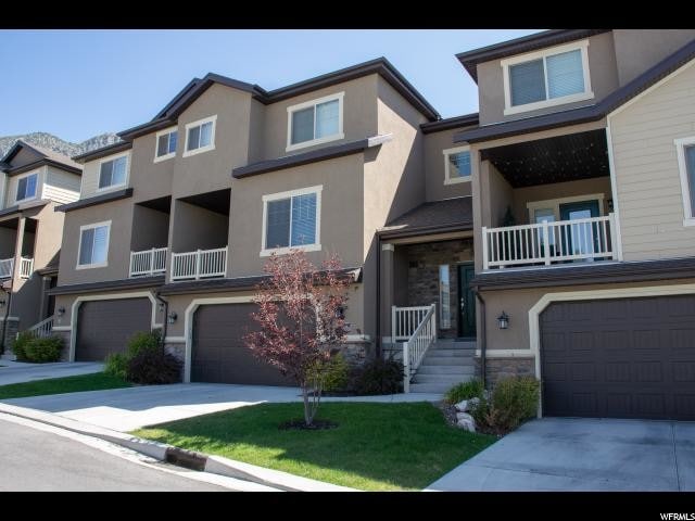 Photo - 917 Aspen Way