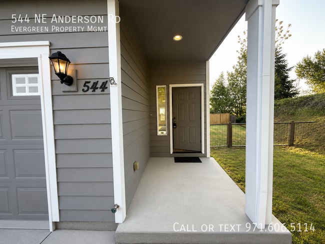 Photo - 544 NE Anderson Rd