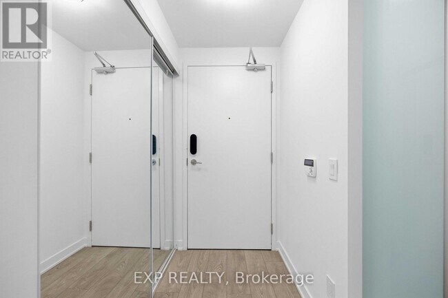 Photo - 543 Richmond St W Unit 433