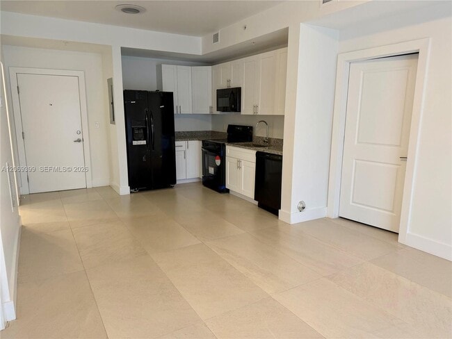 Photo - 2641 NW 24th Ct Unidad 203