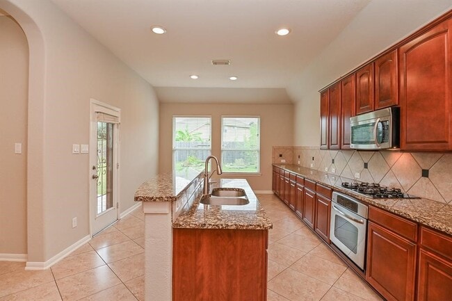 Photo - 6803 Millwright St
