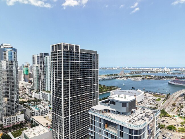 Photo - 601 NE 1st Ave Unit 4005