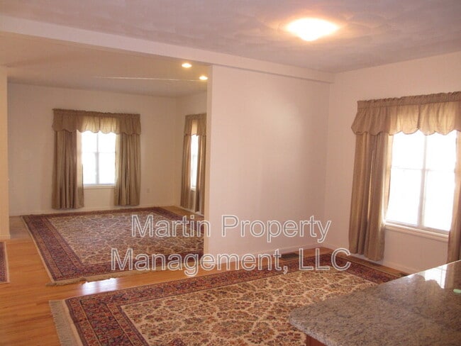 Photo - 2 Blue Jay Cir