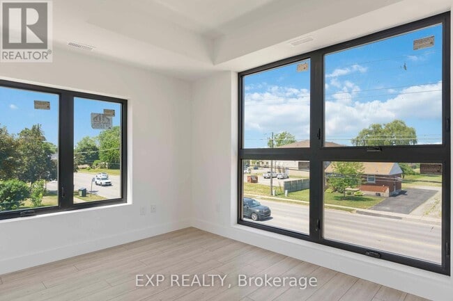 Photo - 7277 Wilson Crescent