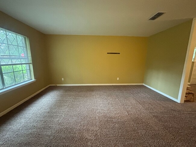 Photo - Corner lot in Southern Hills... Lawn included with rent.
