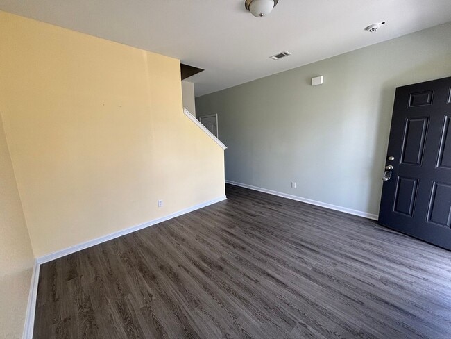 Photo - FOR RENT