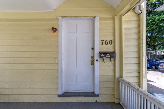 Photo - 760 Harvard St
