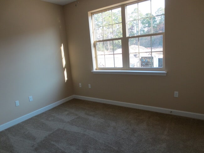 Photo - Beautiful Three Bedroom Apartment in Fort Walton Beach!