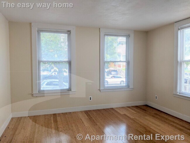 Photo - 1102 Broadway Unit #1