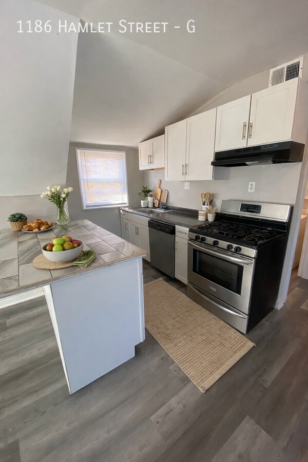 Photo - 1186 Hamlet St Unit G